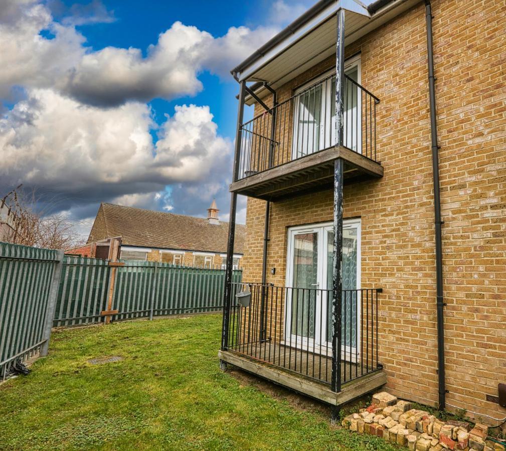 Surespring Apartment Erith 외부 사진