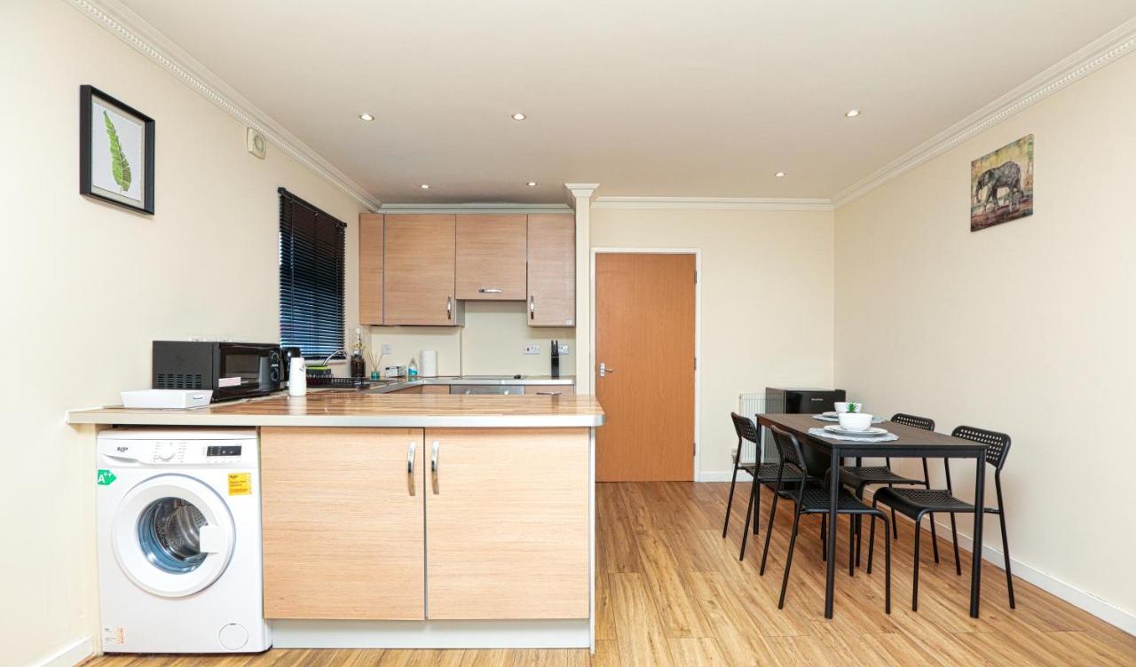 Surespring Apartment Erith 외부 사진